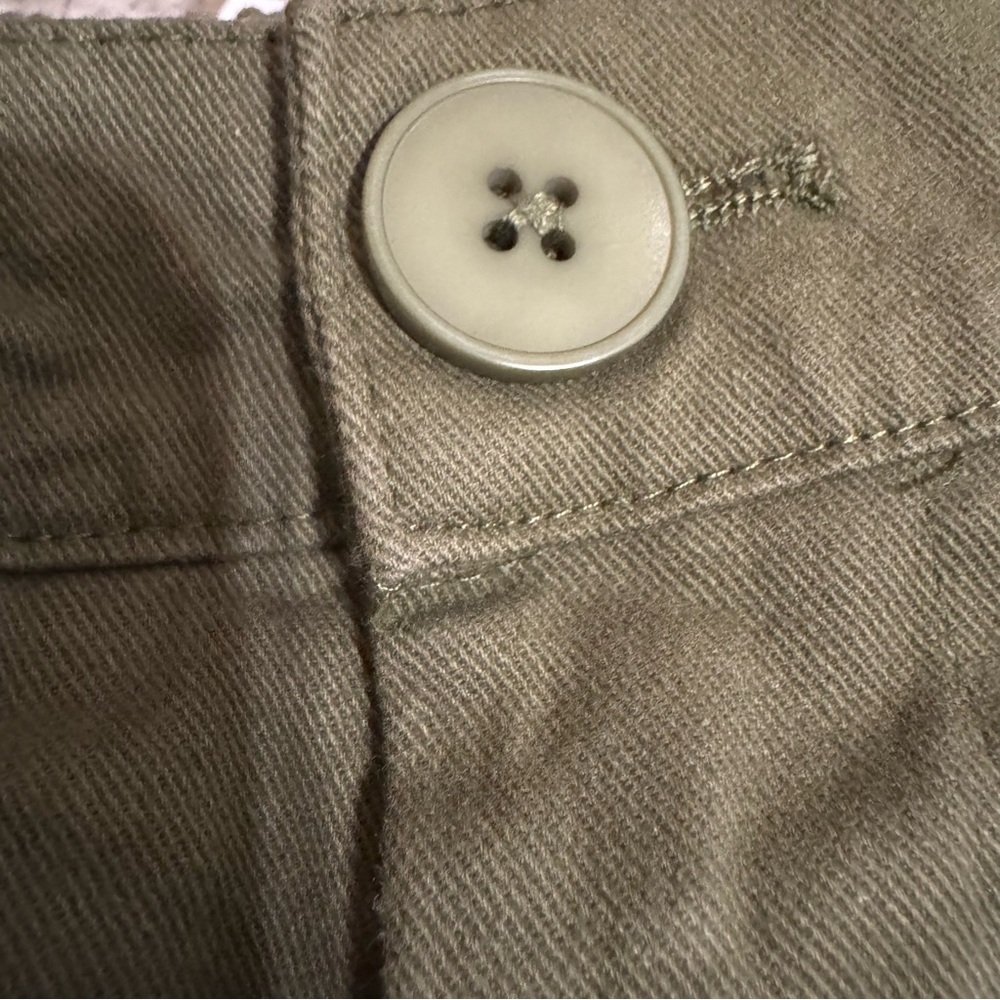 EUC Lepunuo Cargo Pants - Picture 5 of 11